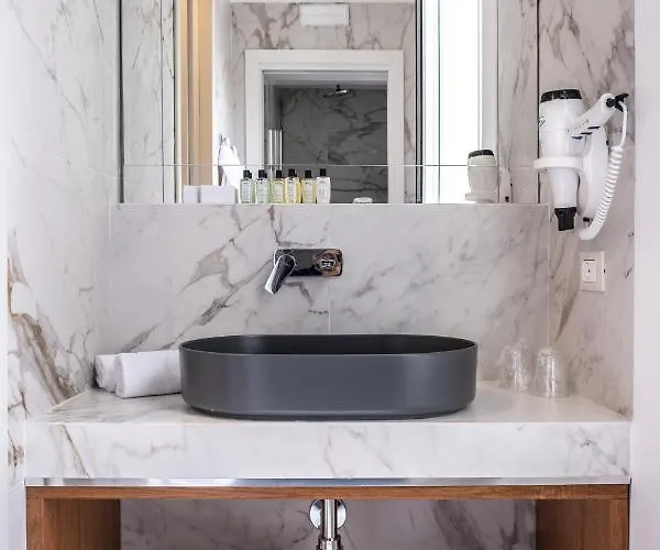 Smeraldo Townhouse Aparthotel