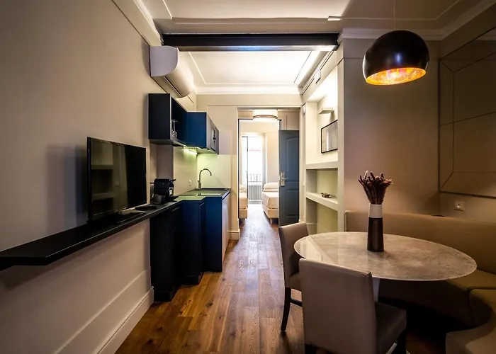 Aparthotel Smeraldo Townhouse 4*