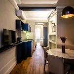 Апарт-отель Smeraldo Townhouse 4*
